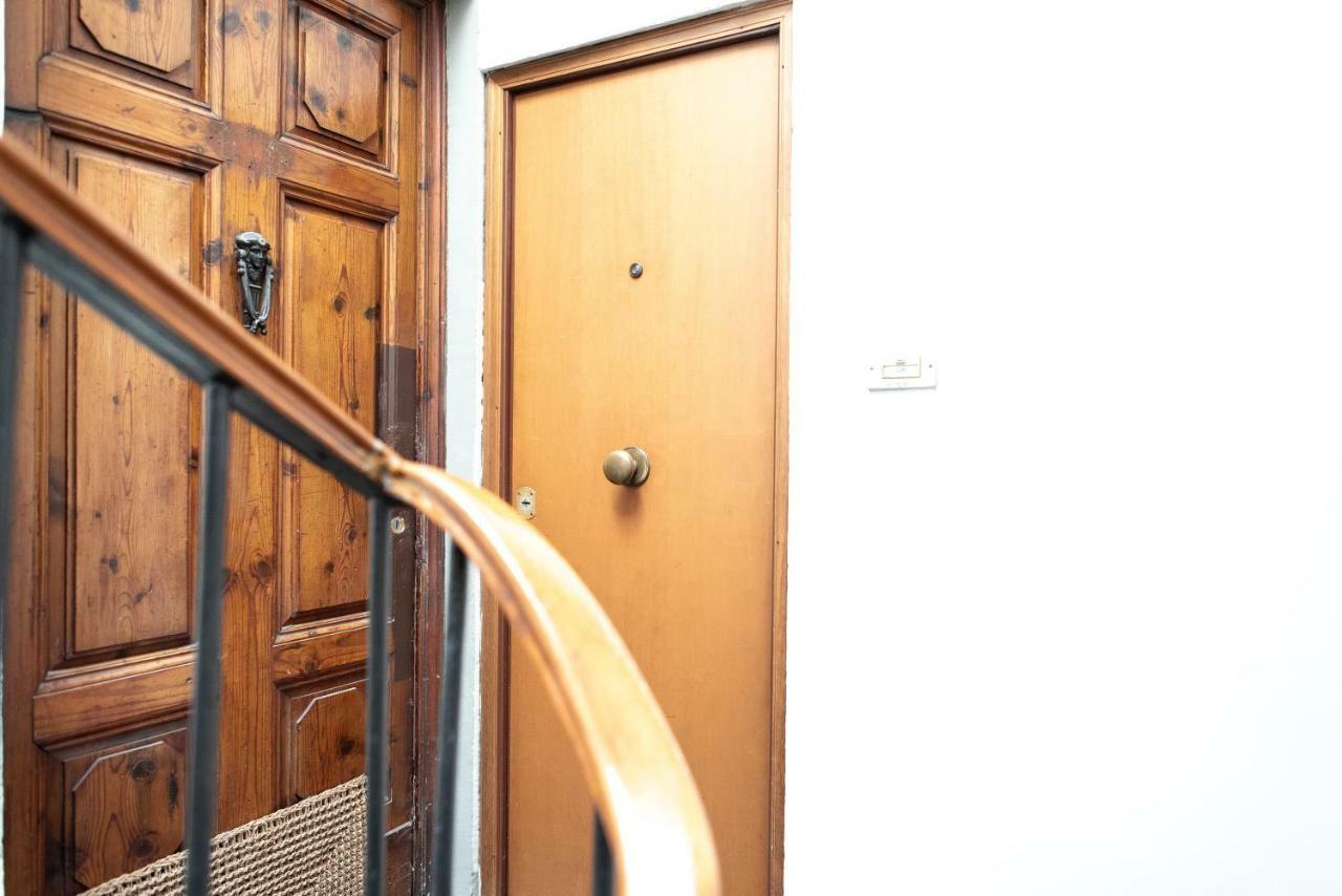 شقة Frescobaldi Modern Loft فلورنس المظهر الخارجي الصورة